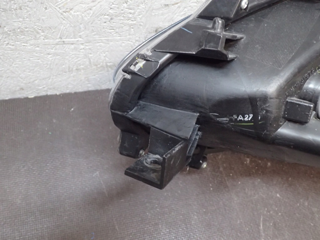 фото №2, Лампа перед правая mitsubishi space star ii 2 13-