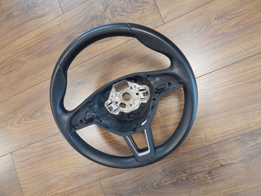 фото №5, Skoda kamiq karoq kodiaq - воздуховод кожа oryg