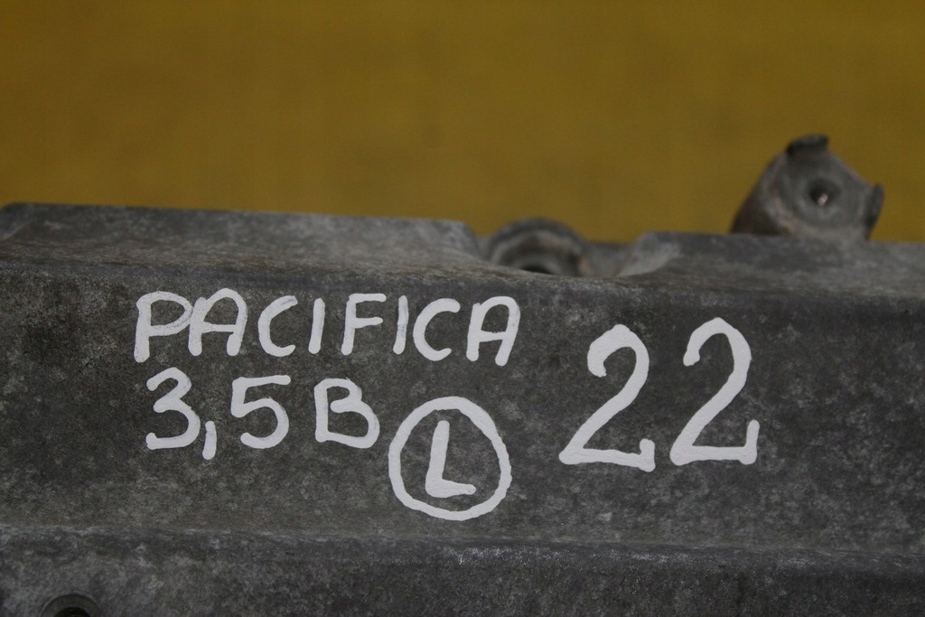 фото №10, Кришка клапанів 04792709ab pacifica i 3.5 b