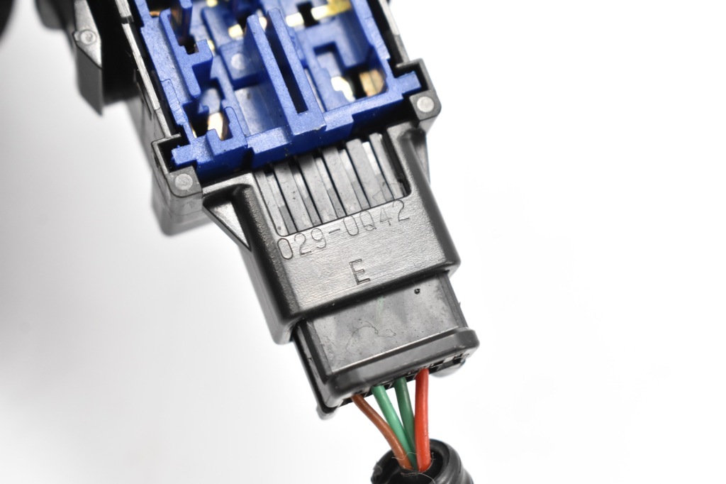 фото №12, Перемикачі панелі приладової панелі панель приладів комплект toyota rav4 iv xa40