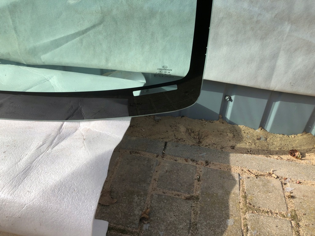 фото №3, Honda fit скло передня nowa 2001-2008