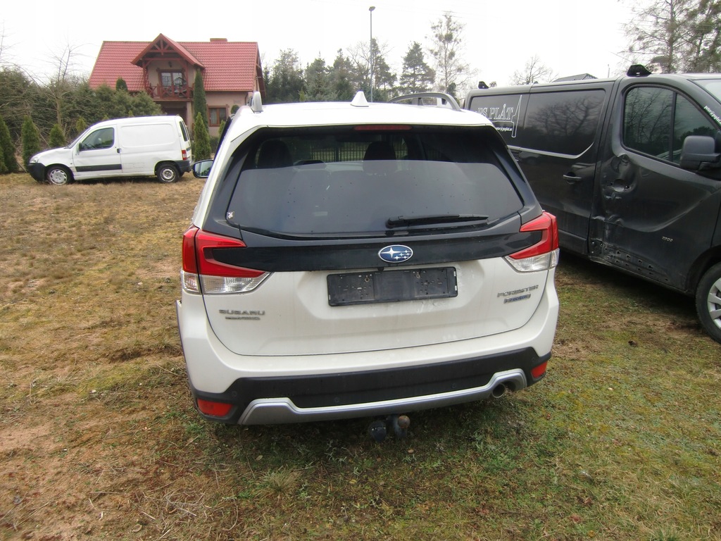 фото №1, Лампы правая левая subaru forester v 2021 r хороший