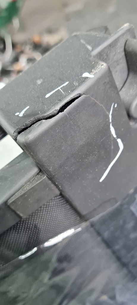 фото №14, Sq8 4m q8 шторка багажника задняя задняя 94h czarna 4m8863553b