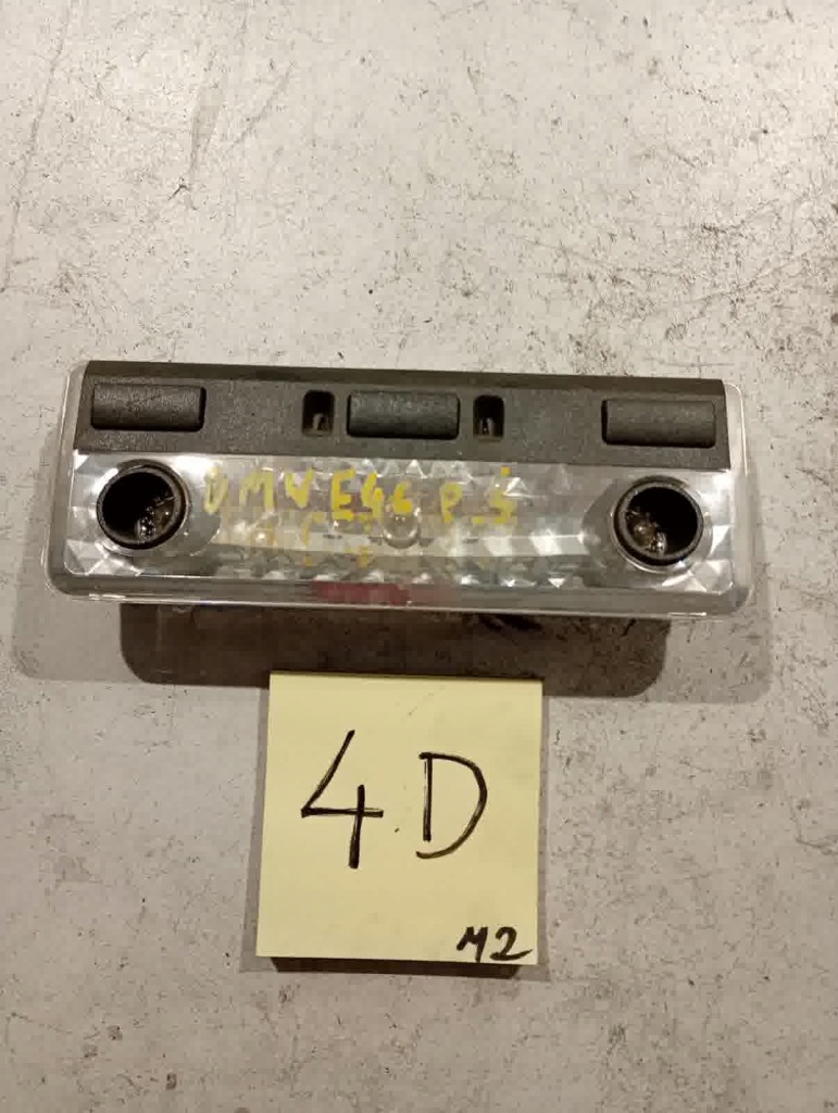 Купить Bmw e46 8364929 лампа обшивки потолка