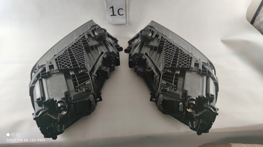 Audi q7 4m0 full led левый правая  фара фара Недорого