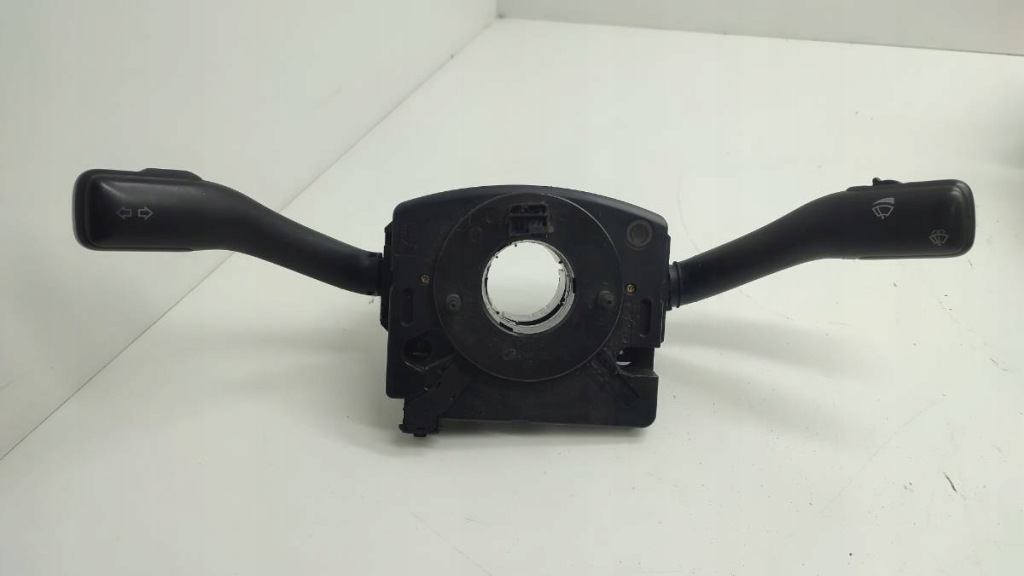 фото №1, Переключатель комбинированный vw new beetle 4b0953503e