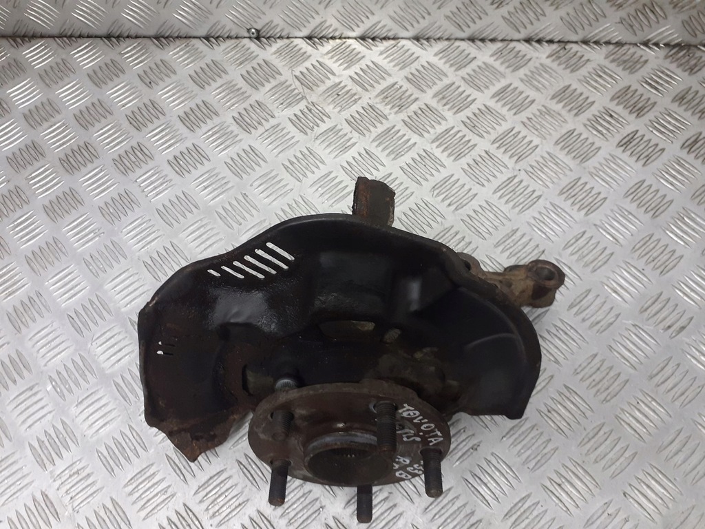 фото №1, Поворотный кулак правый перед toyota auris e15 1.33