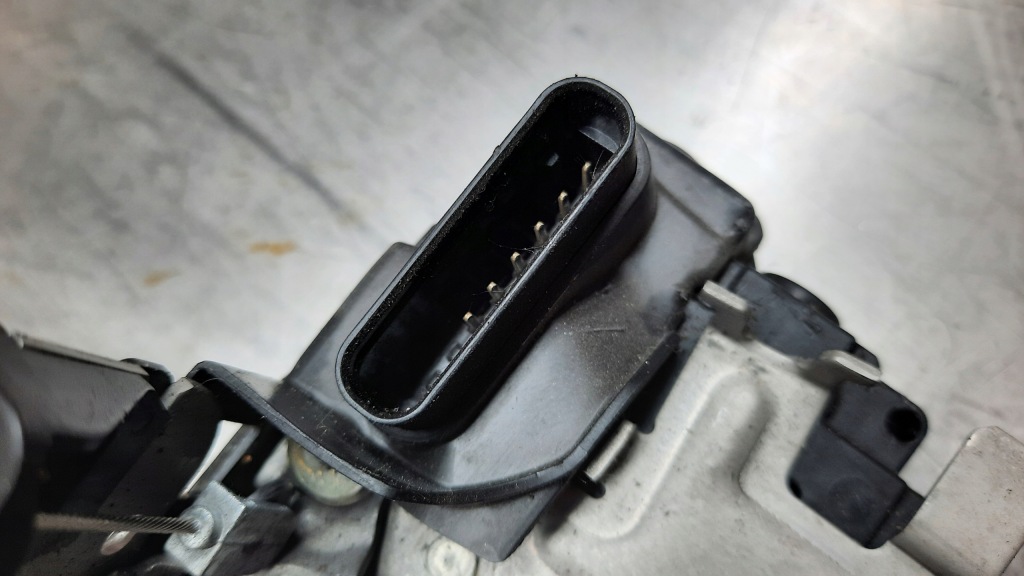 фото №3, Замок двері лівий перед 31349894 volvo xc90 ii