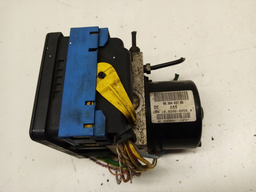 Насос abs citroen c3 1 9639493780 10.0206-0056.4 10.0960-1112.3 00008750d2 Цена