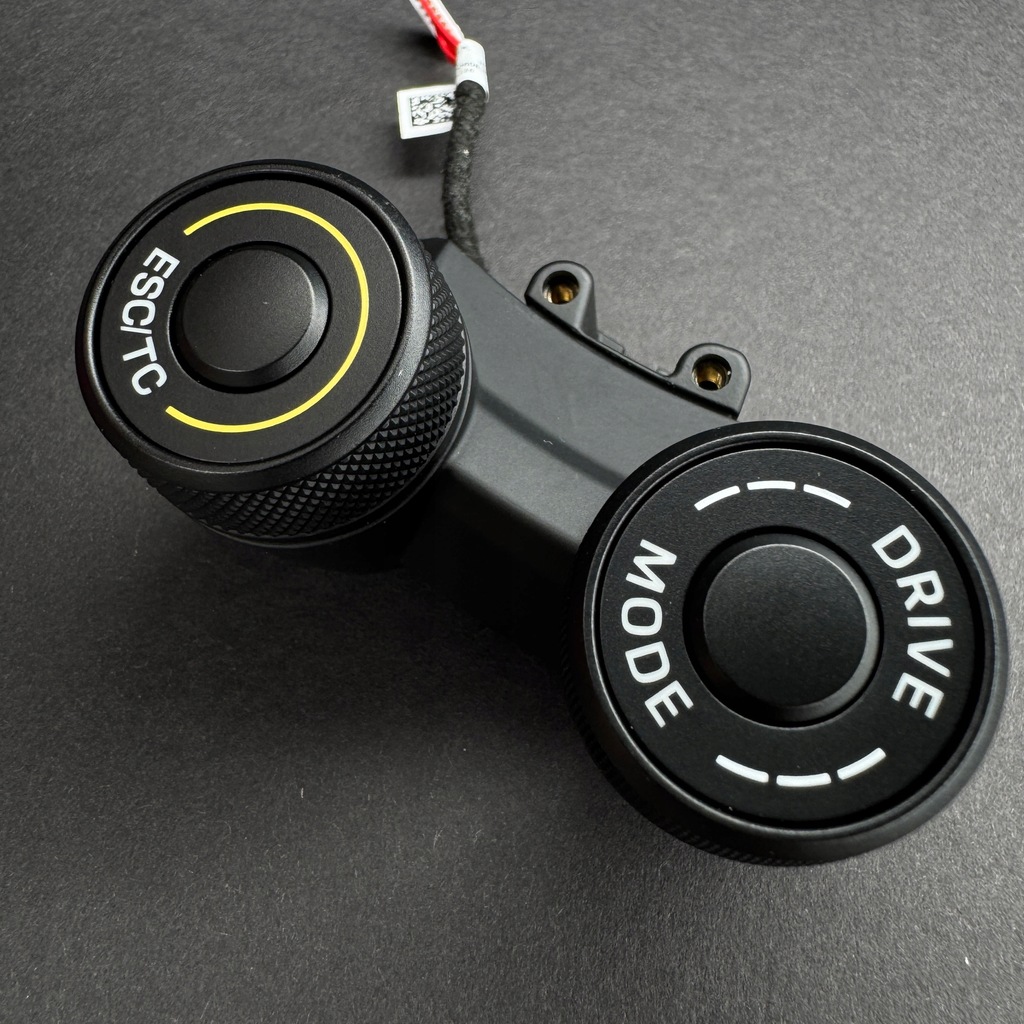 фото №9, Porsche 911 992 gt3 rs weissach переключатели руля drive mode pasm ptv