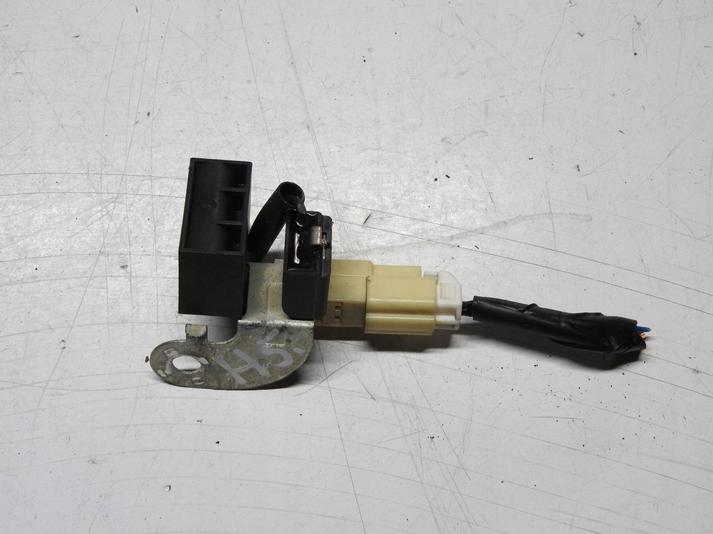 фото №9, Toyota auris i 5d 06-09 датчик конденсатор радио 90980-05357