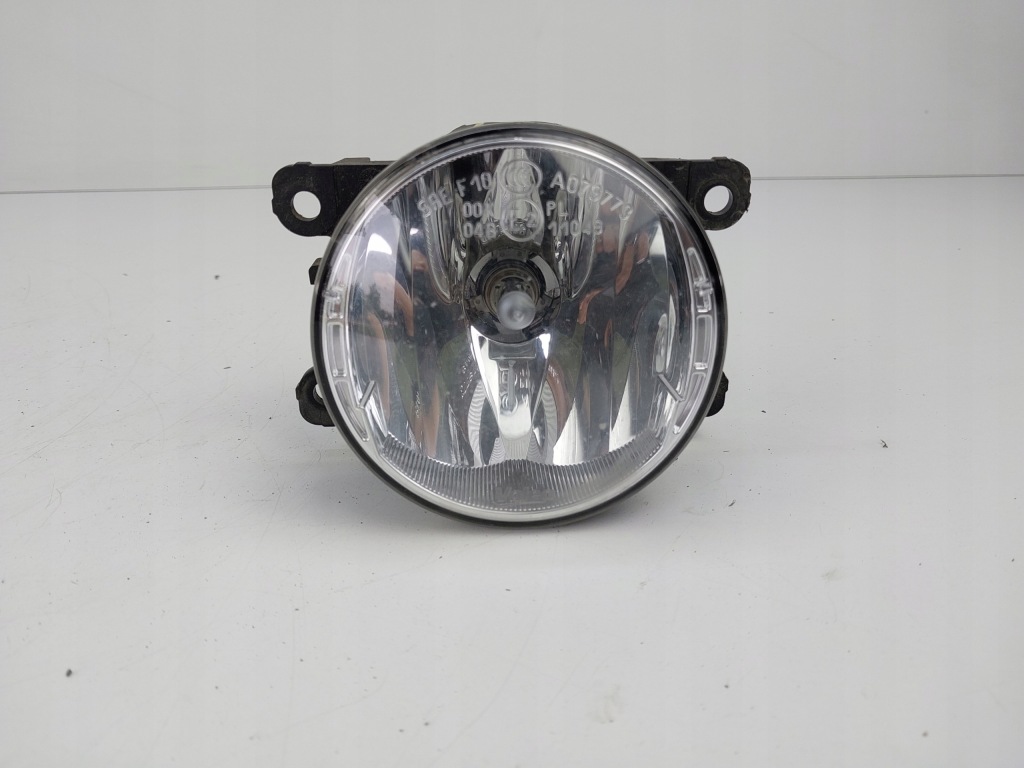 Купить Противотуманная фара левый / правый перед 261500097r renault clio iv