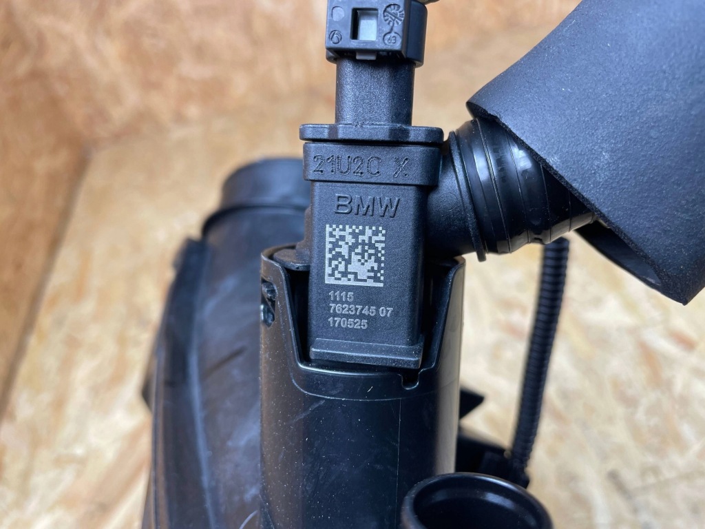 Купити Впуск повітрозабірник труба шланг повітря bmw x3 g01 x4 g02 8612085 7623745