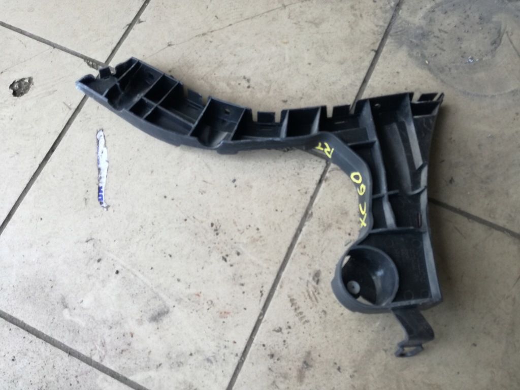 фото №1, Volvo xc60 2008 - 2016 rok направляющая бампера правый задняя 30764698