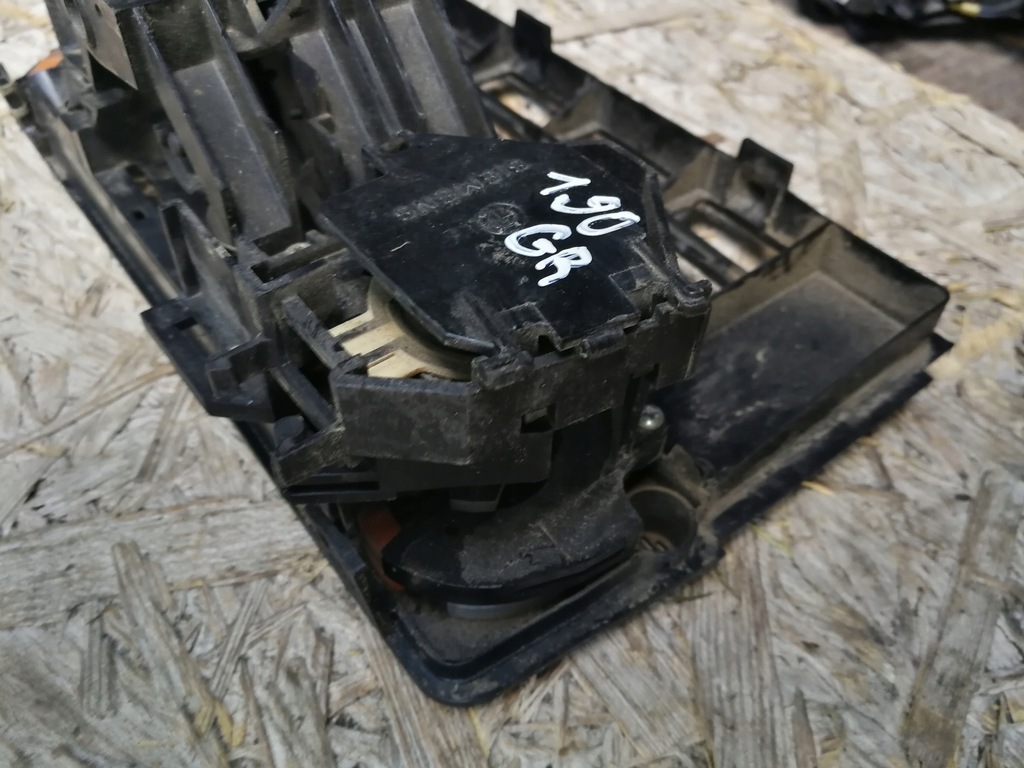 фото №8, Панель воздуховод панель средний bmw e30