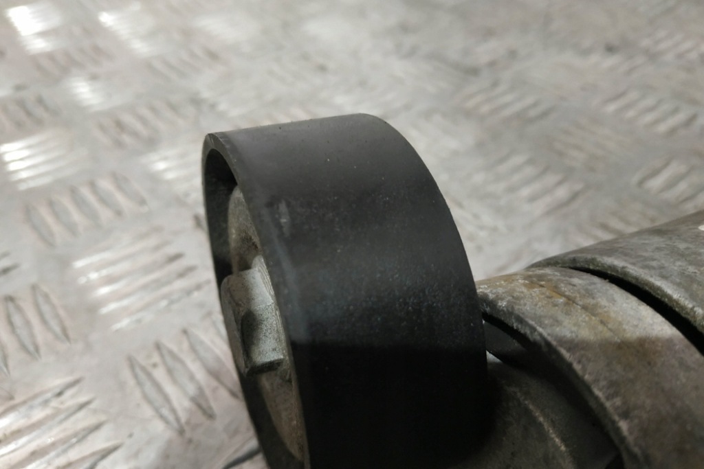 Натягувач ремінь генератора bmw 5 f10 7619248 2.0l дизель 140kw 2016 Ціна