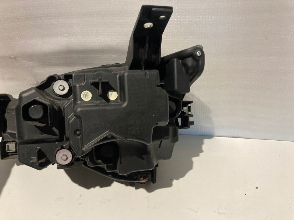 Фара перед правий full led mazda cx-3 10 pin d10e-51030 Недорого