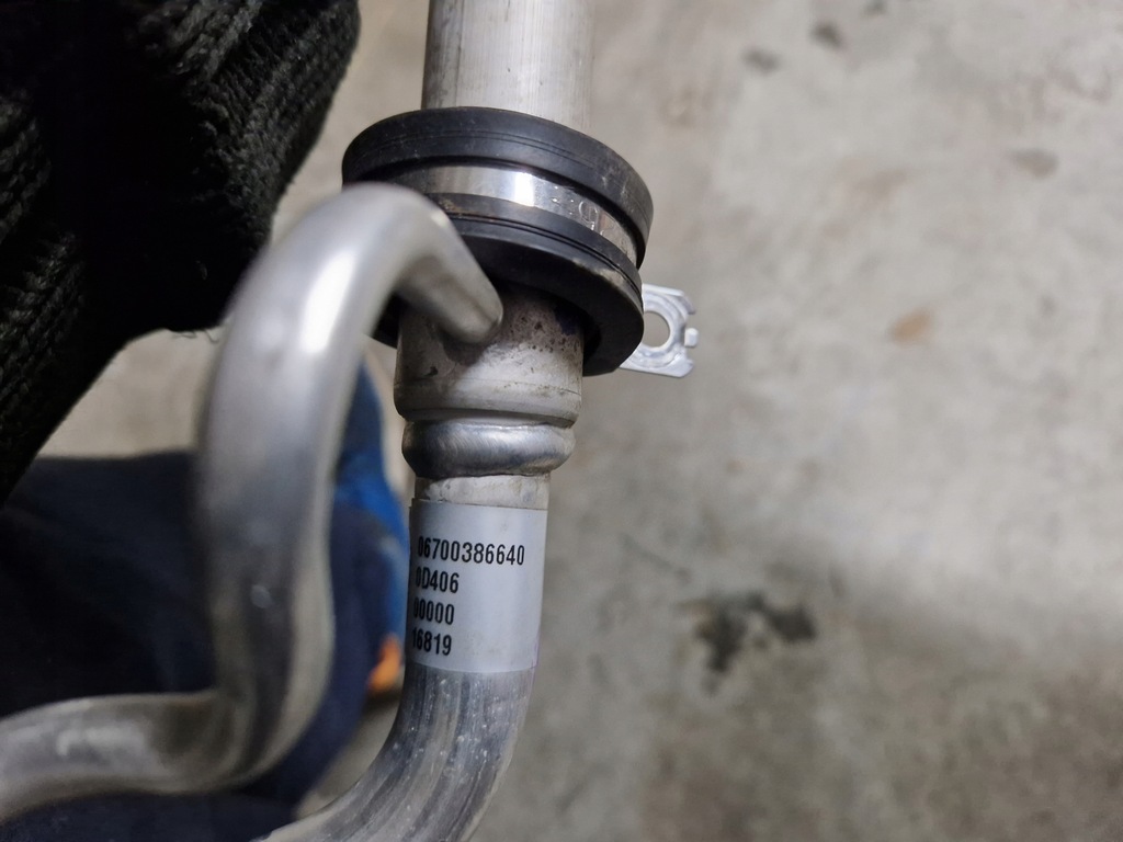 фото №7, Maserati levante шланг wąż кондиціонера