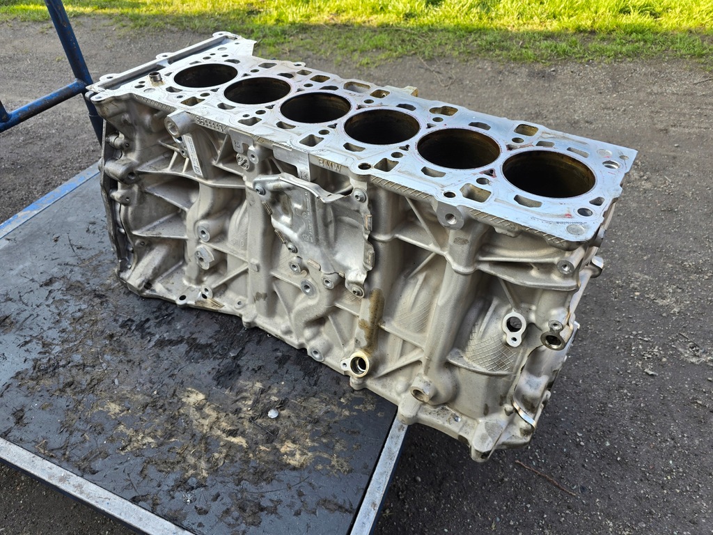 фото №6, Bmw g30 g11 g14 g15 g16 x5 g05 g06 g07 4.0i b58b30c блок двигателя