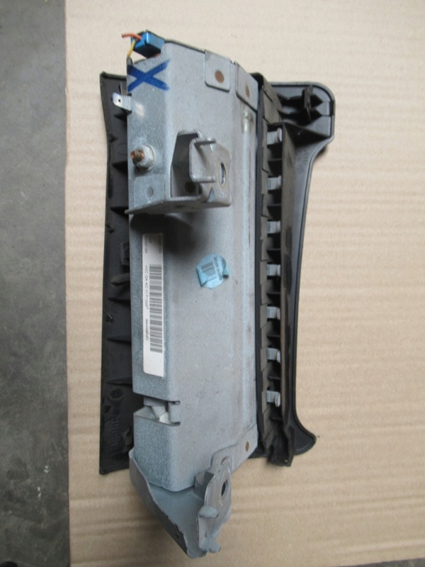 фото №10, Peugeot 407 приборная панель консоль подушки безопасности коленная подушка безопасности