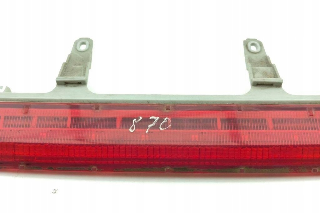 фото №8, Дополнительная лампа стоп jeep cherokee kl 68102902a 2.0l дизель 2014