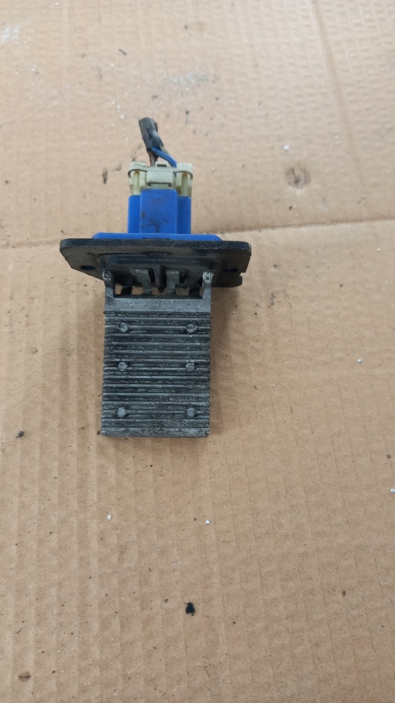 фото №1, Резистор вентилятор hyundai getz 1.3b 03r hb