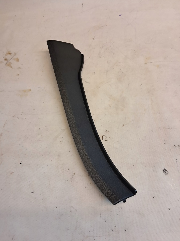 фото №1, Молдинг накладка стойка правая volvo xc60 ii 31425694