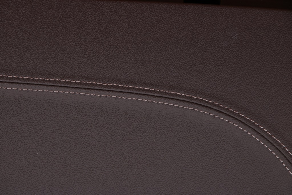 фото №10, Bmw g30 g31 оригинальная приборная панель приборная консоль кожа mokka head up