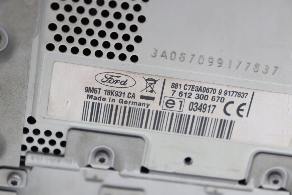 Ford kuga mk1 радио заводской navi cd dvd 9m5t-18k931-ca европа в Украине