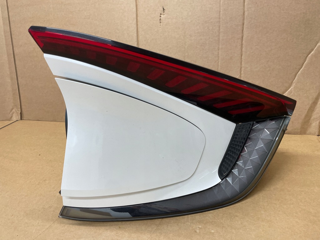 фото №9, Kia ev6 gt лампа права задня задня комплектна колір swp ідеальний стан