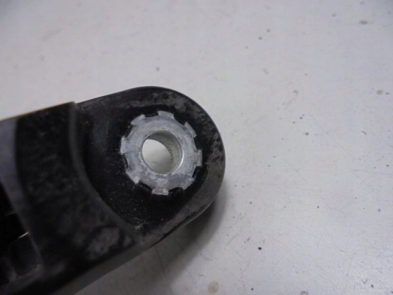 фото №2, Fiat sedici 06-09 рычаг дворники задняя