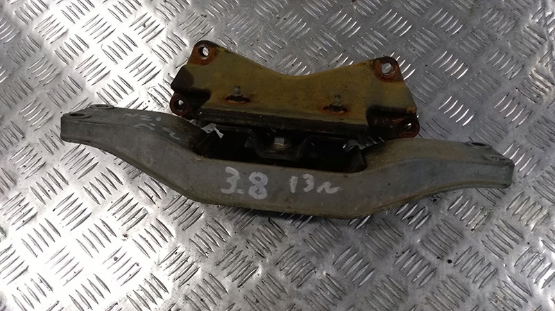 фото №1, Genesis coupe 2015 кронштейн коробки опора 2.0 3.8