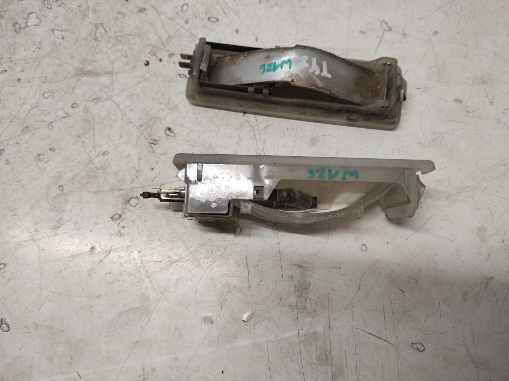 фото №4, Mercedes s w126 72- лампа освещение салона