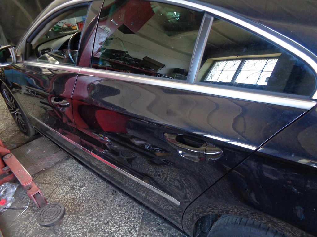 фото №13, Молдинг ущільнювач з скло прокладка vw passat cc