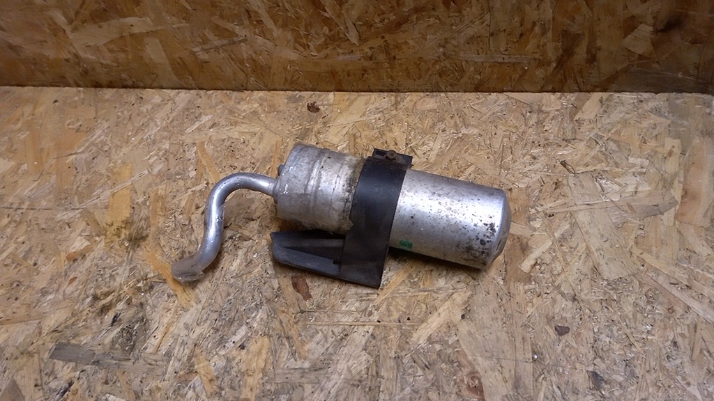 фото №1, Audi a4 b6 2.5 v6 tdi cabrio осушувач кондиціонера