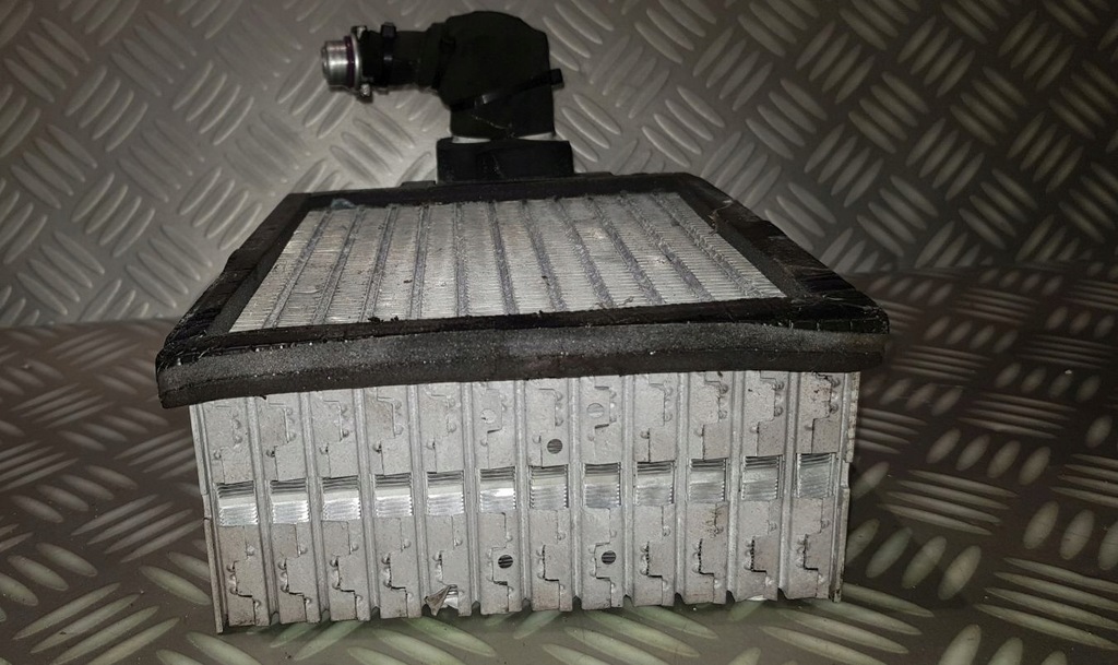 фото №9, Vw touareg porsche cayenne випарник радіатор кондиціонера задня