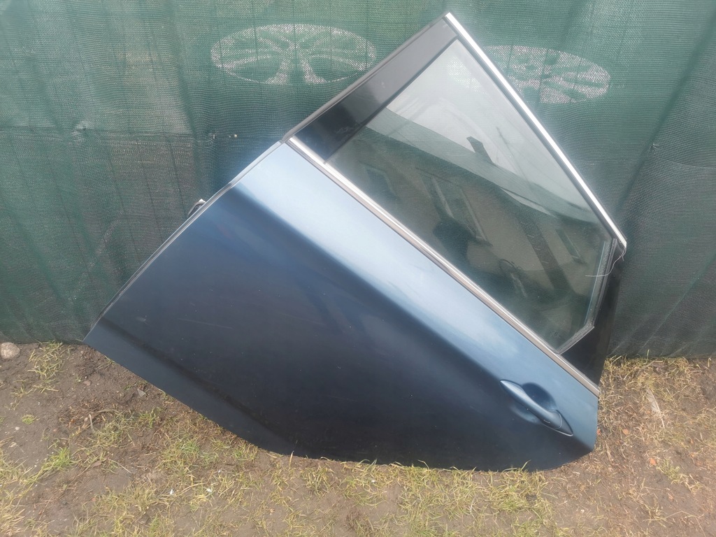 фото №1, Hyundai i40 дверь левая задняя kombi yu6