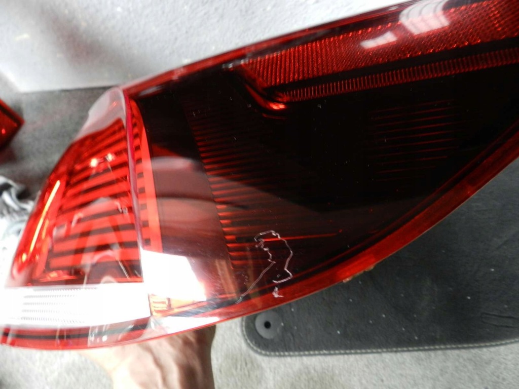 фото №5, Vw cc 11-16 лампа led задня права сторона 3c8945208ad