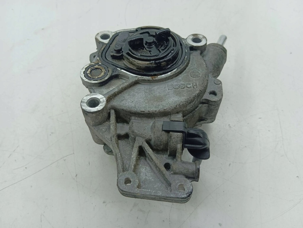 фото №1, Land rover evoque i насос вакууму вакуумний 2015