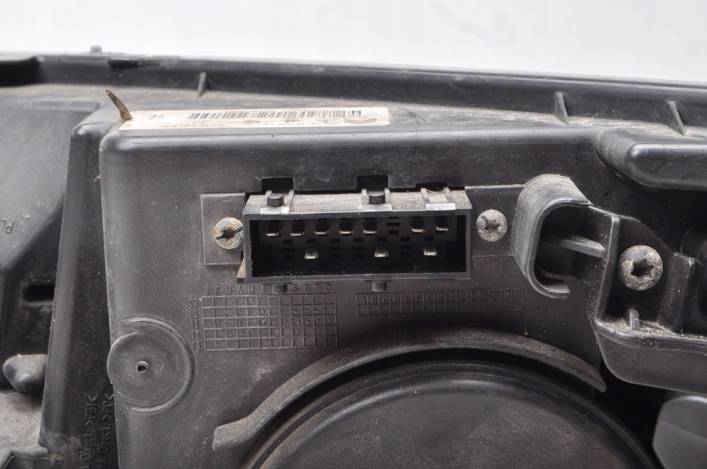 Citroen c4 2 фара права передня ксенон європа 9687895980 Ціна