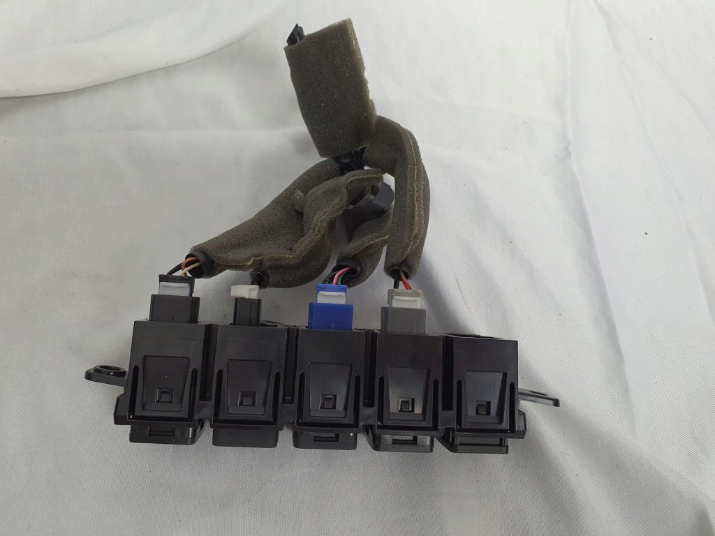 фото №2, Переключатель кнопка панель nissan pulsar