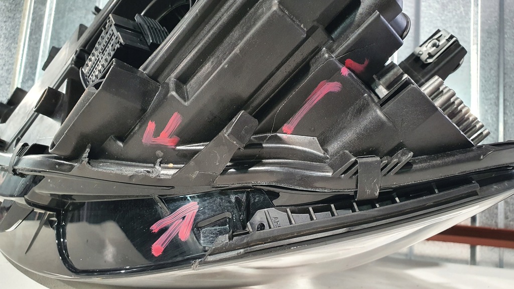 фото №13, Лампа правая vw touran 15- full led 5tb941082a