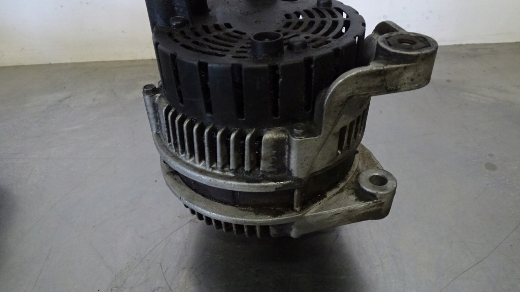 Генератор bmw 320 d 2.0 Недорого
