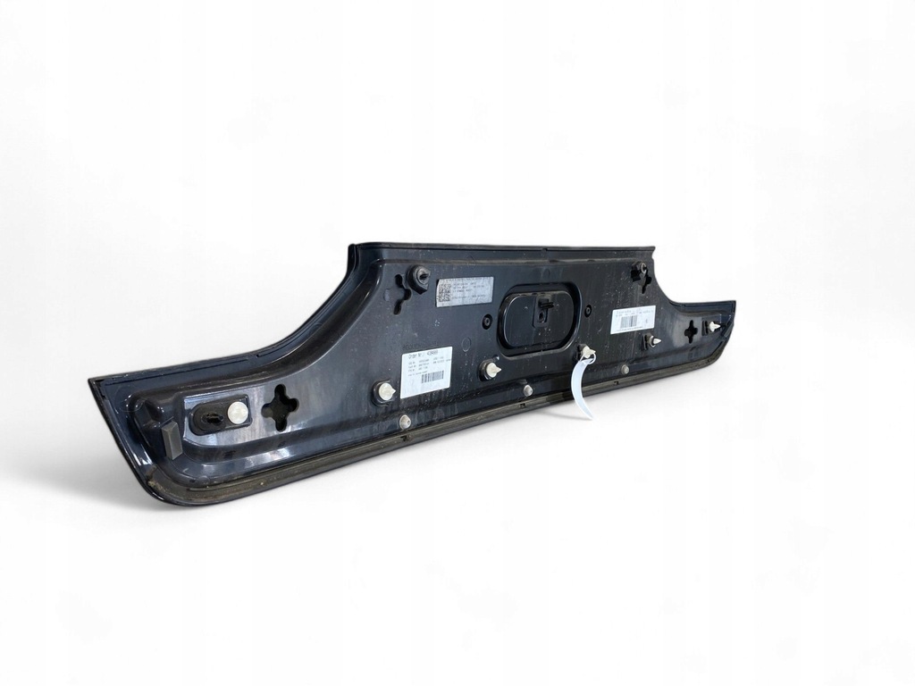 фото №8, Bmw 7 g11 g12 2017 обшивка / оббивка задній кришки багажника