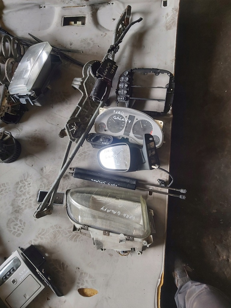 фото №1, Амортизаторы крышки комплект ford galaxy