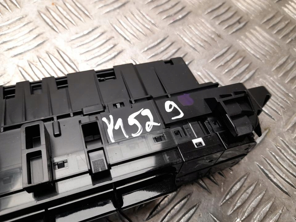 фото №5, Блок управления автоматической кондиционера toyota prius 2016 5590047230