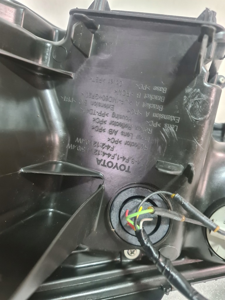 фото №15, Лампа правая правый перед передняя toyota chr c-hr led 81130-f4030