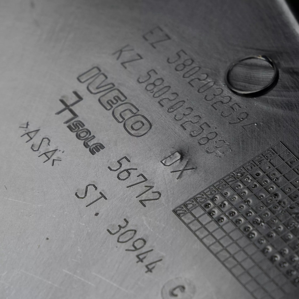 фото №9, Iveco оригінальний номер 5802032583 захист стійка дзеркало