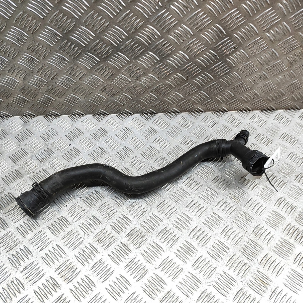 Купить Audi a5 2019 шланг / пабтрубок  радиатора