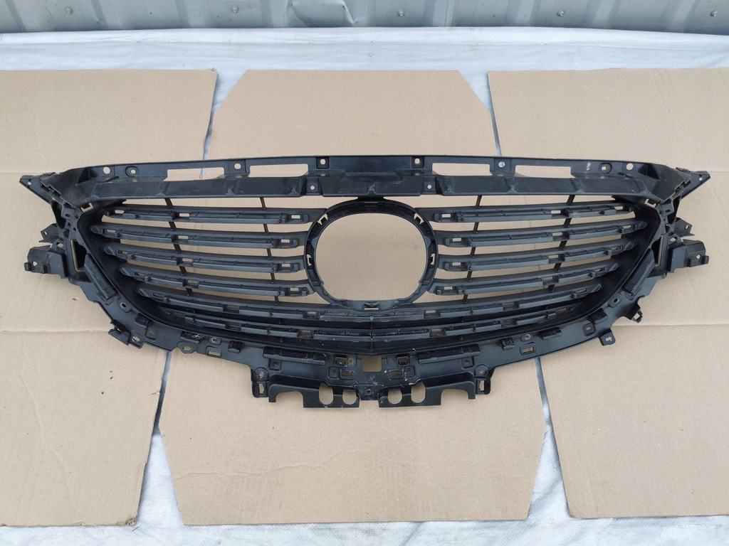 фото №1, Mazda 6 gj lift 14- каркас решётка радиатора решётка радиатора радиатора k3006